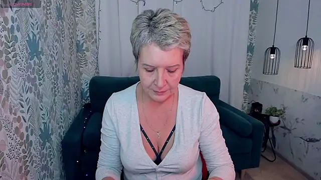 Snapshot of KathySunn chatting on January 3, 2025, 4:37 pm KathySunn online show from January 3, 2025, 4:37 pm