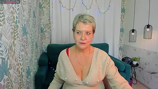 Snapshot of KathySunn chatting on January 4, 2025, 1:31 pm KathySunn online show from January 4, 2025, 1:31 pm