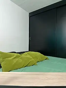 Angela isabella online show from September 26, 2025, 12:31 pm