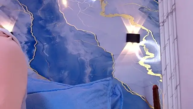 Snapshot of lorrayne_ chatting on October 11, 2025, 12:04 pm lorrayne online show from October 11, 2025, 12:04 pm