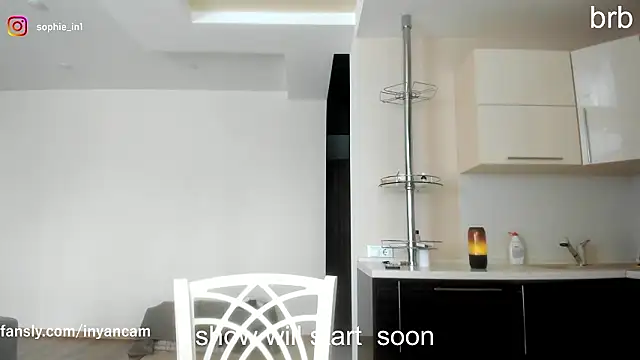  in yan online show from March 15, 2026, 6:52 am