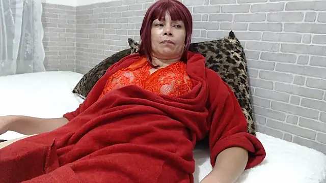 Snapshot of sweet_luana chatting on December 18, 2025, 5:02 am sweet luana online show from December 18, 2025, 5:02 am