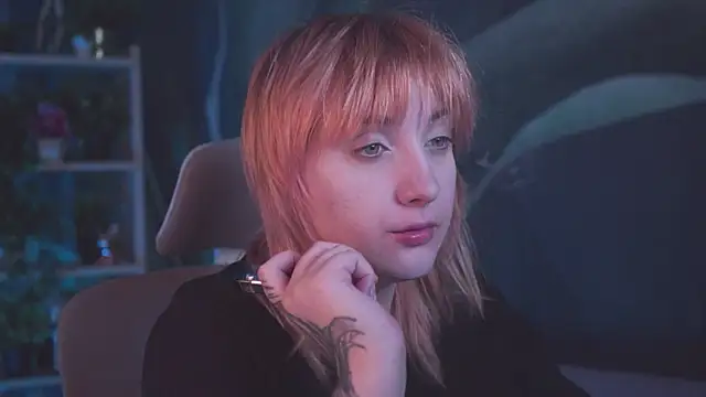 AsheLucker online show from September 12, 2025, 2:11 am