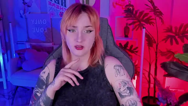 AsheLucker online show from September 23, 2025, 2:36 am