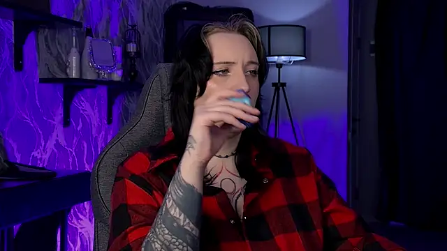 AsheLucker online show from January 10, 2026, 9:41 pm