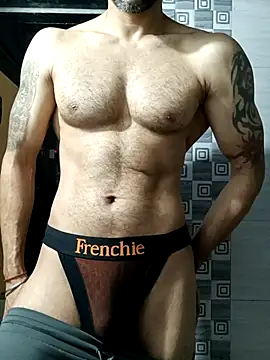 nihalxxx3 online show from February 12, 2025, 2:32 pm