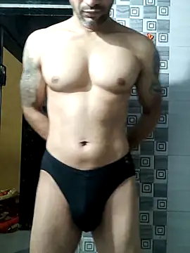 nihalxxx3 online show from February 25, 2026, 7:34 pm