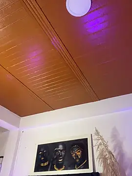 Ambar pe  online show from February 22, 2025, 9:15 pm