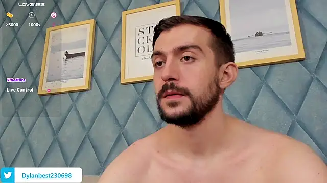 Snapshot of Dylan_Best chatting on July 9, 2026, 10:58 pm Dylan Best online show from July 9, 2026, 10:58 pm