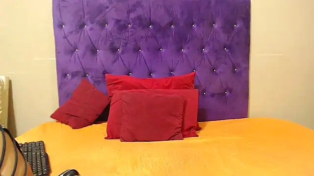 Snapshot of EBONYBUSTYY chatting on July 23, 2026, 6:28 pm EBONYBUSTYY online show from July 23, 2026, 6:28 pm