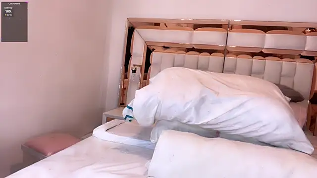 im yours 01 online show from March 17, 2025, 5:56 am