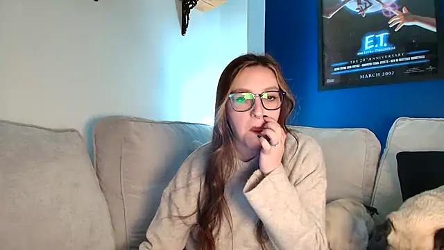 short sweetpea online show from December 1, 2025, 4:01 pm