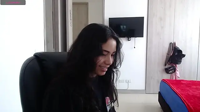 numberfav8 online show from December 20, 2024, 3:21 pm