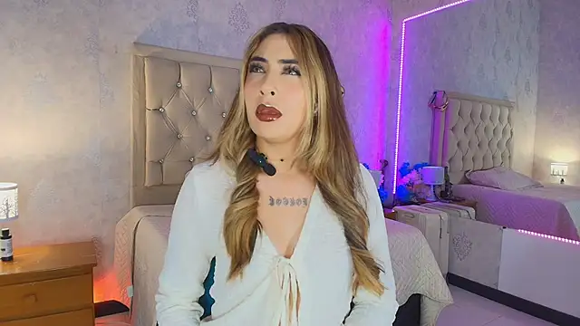 nini love01 online show from March 19, 2026, 3:54 am