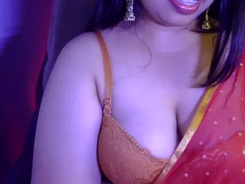 Snapshot of Maalnad_beauty chatting on July 13, 2026, 6:22 pm Maalnad beauty online show from July 13, 2026, 6:22 pm