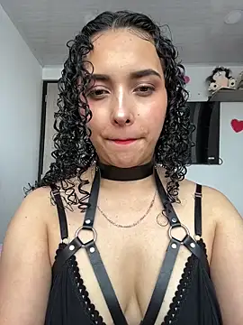 Lucy Marin online show from March 7, 2025, 3:39 pm