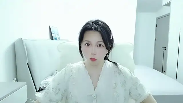 Sunset glow online show from April 19, 2026, 2:38 pm