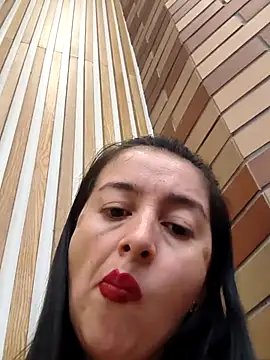 Cherry 1992 online show from April 24, 2026, 8:33 pm