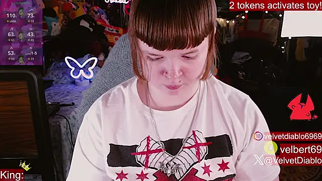Snapshot of VelvetDiablo chatting on May 26, 2026, 11:23 pm VelvetDiablo online show from May 26, 2026, 11:23 pm