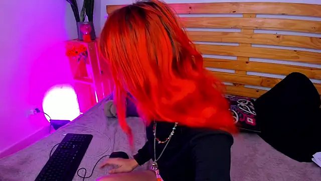 MaryJaneDove online show from February 23, 2025, 11:44 am