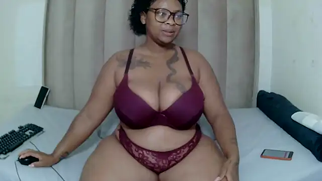 CuteHoney92 online show from February 1, 2026, 2:54 am