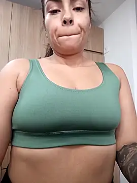 Ivanna2 online show from November 6, 2025, 12:50 pm