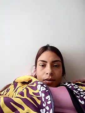 Ivanna2 online show from November 20, 2025, 1:11 pm