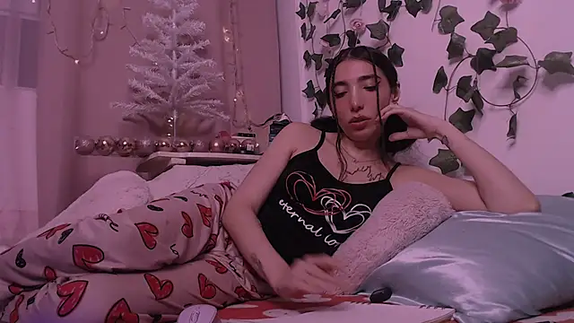 darkcandy666 online show from November 11, 2025, 1:27 am