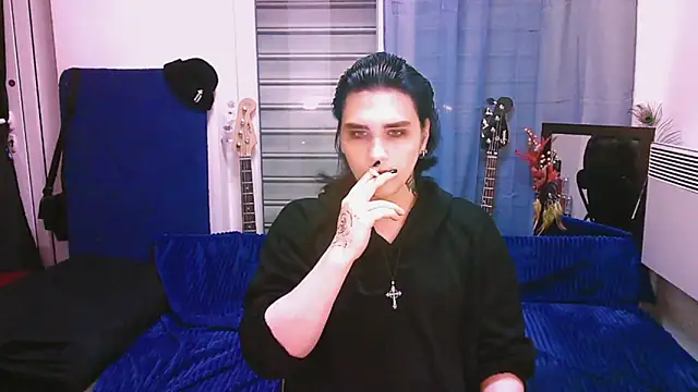 Snapshot of sademobeer chatting on May 12, 2026, 4:04 pm sademobeer online show from May 12, 2026, 4:04 pm