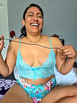 Nikkierosee online show from November 15, 2025, 5:53 pm