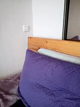 Aelita bb online show from April 15, 2026, 9:27 am