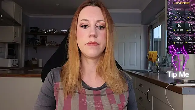 stripmequick online show from February 20, 2025, 10:27 am