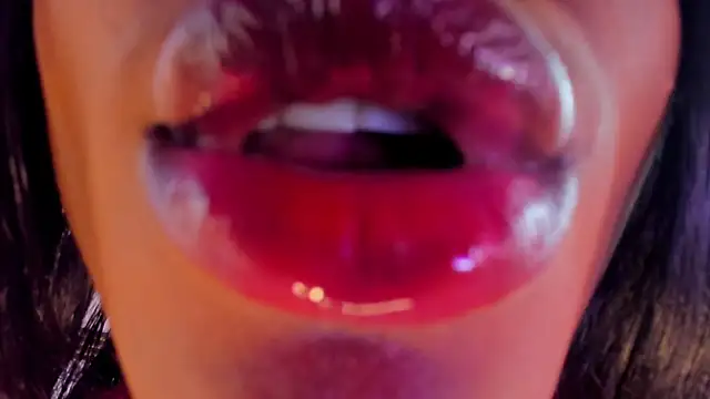 AdharaHills online show from November 28, 2025, 7:38 pm