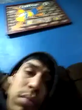 AlexAlejandro13 online show from January 17, 2025, 8:33 pm