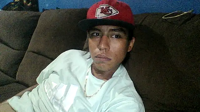 Snapshot of AlexAlejandro13 chatting on August 7, 2026, 4:14 am AlexAlejandro13 online show from August 7, 2026, 4:14 am