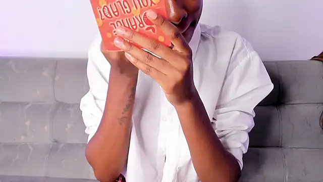 AgathaFoxx online show from December 20, 2024, 5:47 am