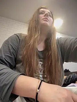 CandyShoopp online show from February 9, 2025, 11:25 pm