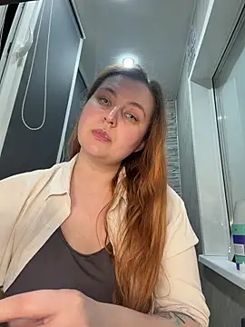 CandyShoopp online show from March 28, 2026, 4:39 pm