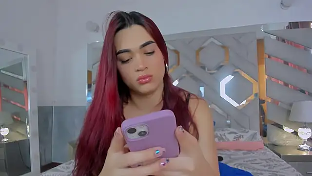 alexandra fire69x online show from March 17, 2026, 2:42 pm