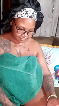 PearlSexxy69 online show from March 6, 2025, 11:20 pm