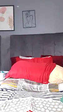 PearlSexxy69 online show from February 12, 2026, 3:18 pm