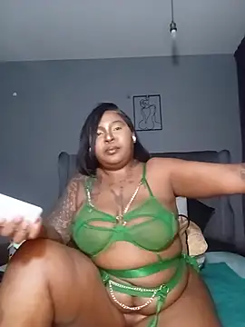 Snapshot of PearlSexxy69 chatting on July 9, 2026, 5:17 pm PearlSexxy69 online show from July 9, 2026, 5:17 pm