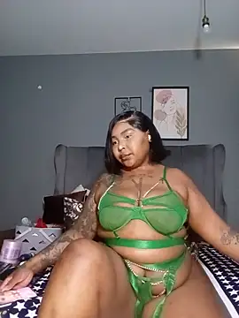 Snapshot of PearlSexxy69 chatting on July 22, 2026, 9:23 am PearlSexxy69 online show from July 22, 2026, 9:23 am