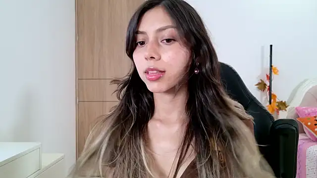 Sensualtease online show from October 26, 2025, 10:15 pm