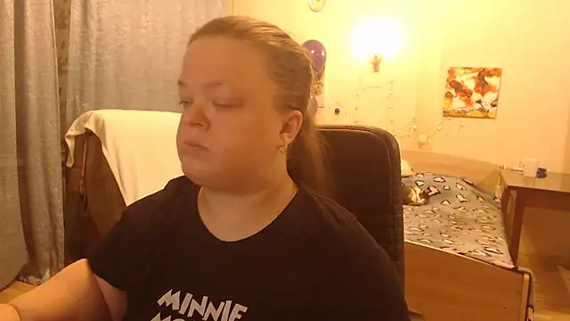 Janiffer MiMi online show from December 21, 2024, 6:44 pm