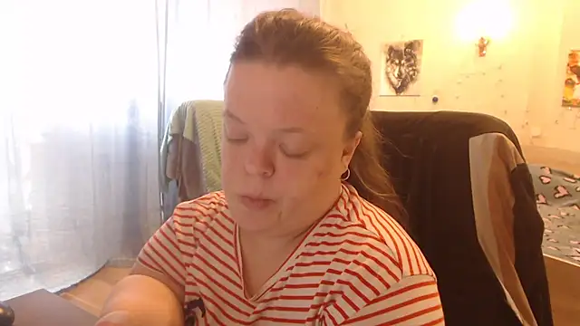 Janiffer MiMi online show from February 14, 2025, 2:02 pm