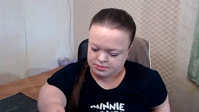 Snapshot of Janiffer_MiMi chatting on May 20, 2026, 4:13 pm Janiffer MiMi online show from May 20, 2026, 4:13 pm
