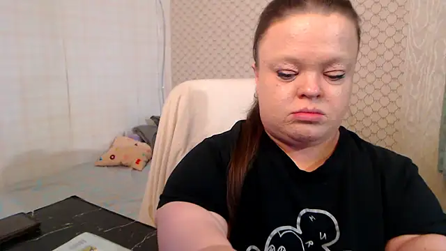 Snapshot of Janiffer_MiMi chatting on May 27, 2026, 1:57 am Janiffer MiMi online show from May 27, 2026, 1:57 am