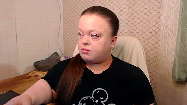 Snapshot of Janiffer_MiMi chatting on June 4, 2026, 5:52 pm Janiffer MiMi online show from June 4, 2026, 5:52 pm