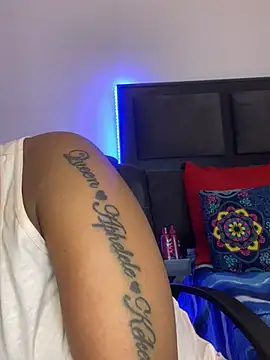 BADFATASS85 online show from February 19, 2025, 2:44 pm